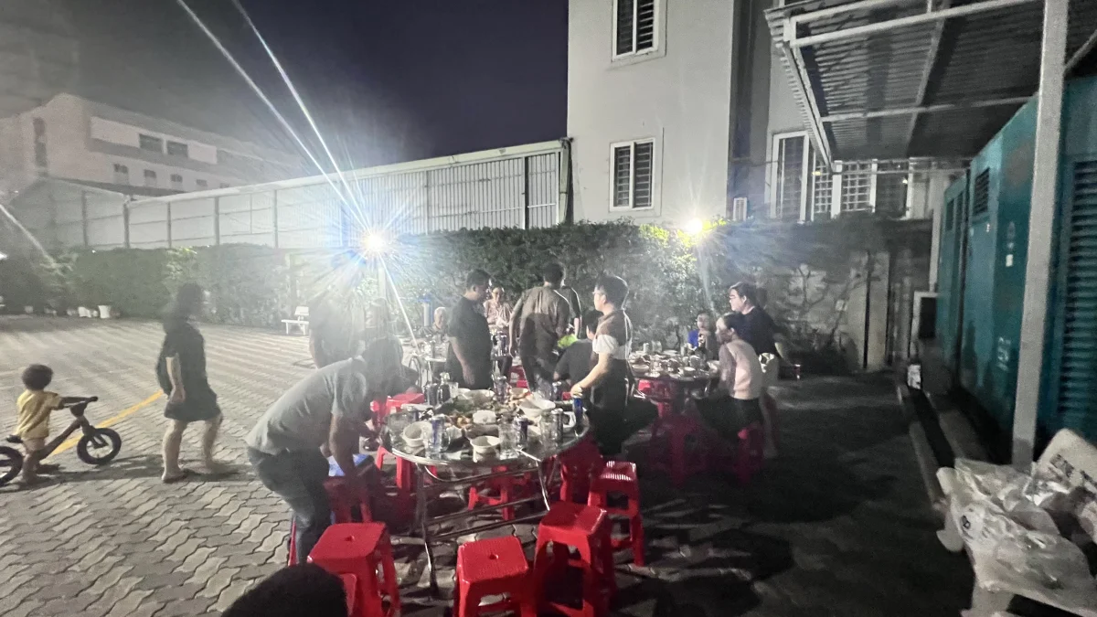 Tiệc cuối tháng 7 - 5